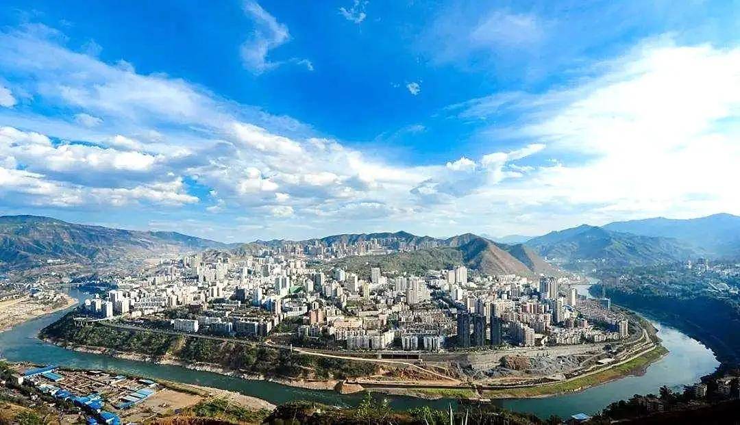 四川,地理、历史与文化的魅力之旅