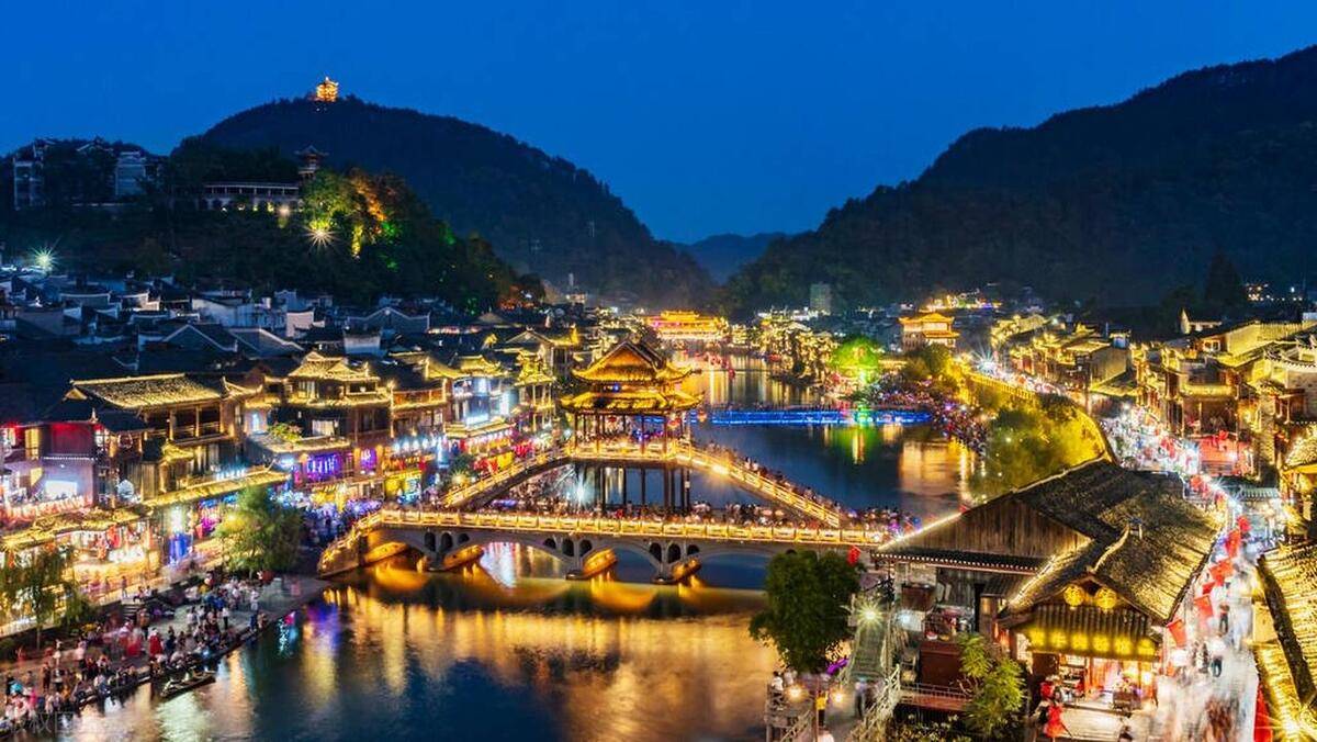 湖南深巷秘境,探寻湘韵特色小店宝藏